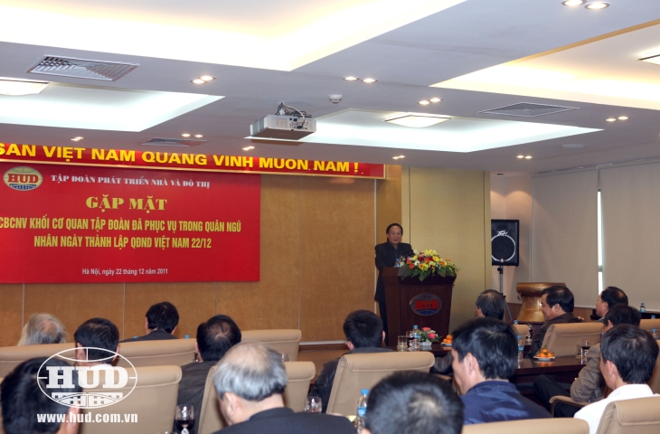 HUD Gặp mặt CBCNV đã phục vụ trong quân ngũ nhân kỷ niệm 67 năm ngày thành lập Quân đội nhân dân Việt Nam (22/12/1944 – 22/12/2011)