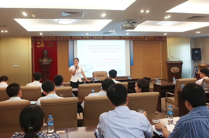 Tập đoàn tổ chức lớp Tập huấn “Quản trị nguồn nhân lực và chính sách tiền lương” năm 2011