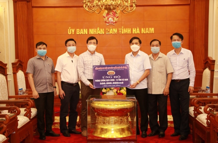 Tổng Công ty HUD ủng hộ 2 tỷ đồng cho Quỹ Vắc xin phòng, chống Covid -19 của Chính phủ