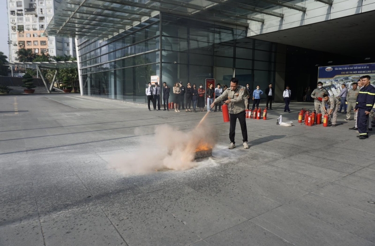 Tập huấn phòng cháy chữa cháy và cứu nạn cứu hộ  tại Tòa nhà HUDTOWER