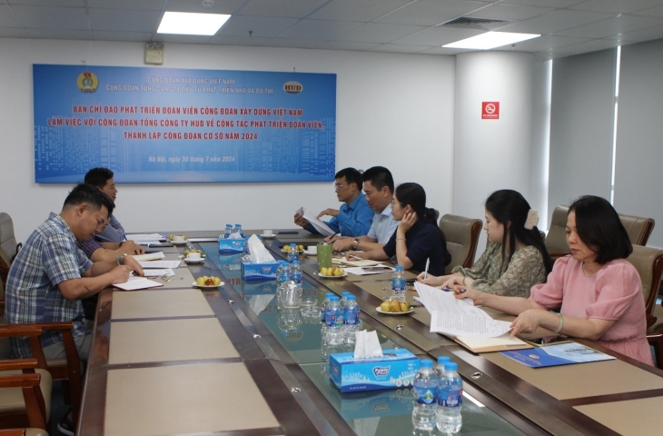 Công đoàn Xây dựng Việt Nam làm việc với Công đoàn Tổng công ty HUD về công tác phát triển đoàn viên và thành lập công đoàn cơ sở năm 2024
