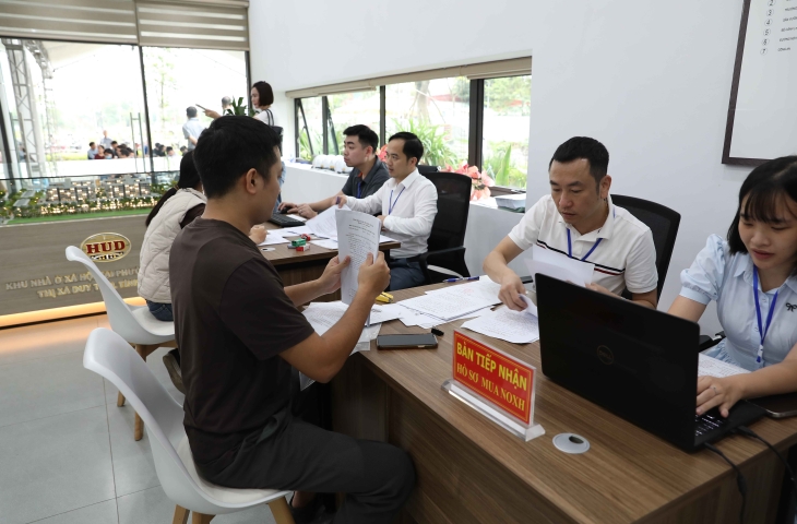 Tổng công ty HUD tổ chức tiếp nhận hồ sơ đăng ký mua nhà ở xã hội tại phường Đồng Văn, tỉnh Ninh Bình