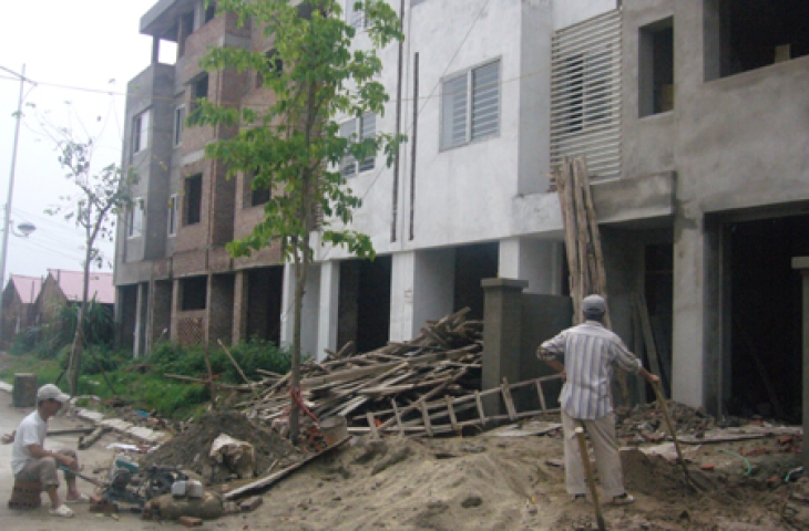 Thị trường bất động sản Hà Nội khó nắm bắt