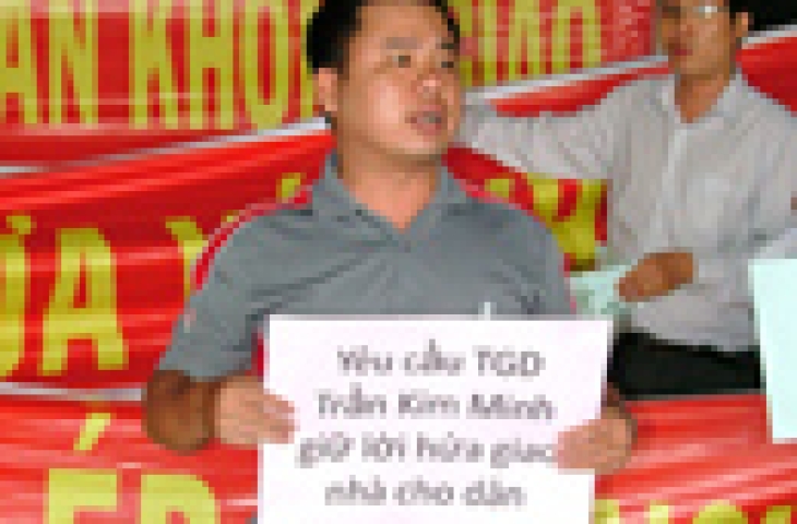 Người mua chung cư 584 quyết đòi nhà 