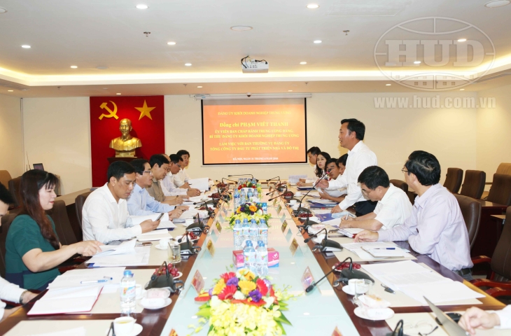 Thường trực Đảng ủy Khối Doanh nghiệp Trung ương làm việc với Ban Thường vụ Đảng ủy Tổng công ty HUD