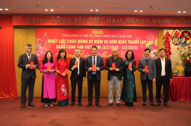 Tổng công ty HUD tổ chức gặp mặt CBNV đầu Xuân Ất Tỵ 2025