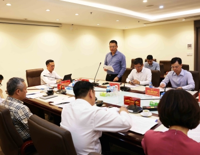 Thứ trưởng Bộ Xây dựng làm việc với Tổng công ty Đầu tư phát triển nhà và đô thị