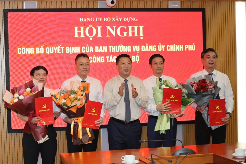 Đảng bộ Bộ Xây dựng tổ chức công bố Quyết định của Ban Thường vụ Đảng ủy Chính Phủ về công tác cán bộ